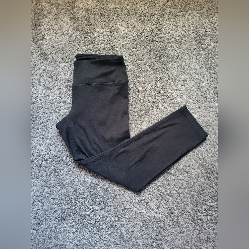 Yogalicious Black Capri Leggings Size Small